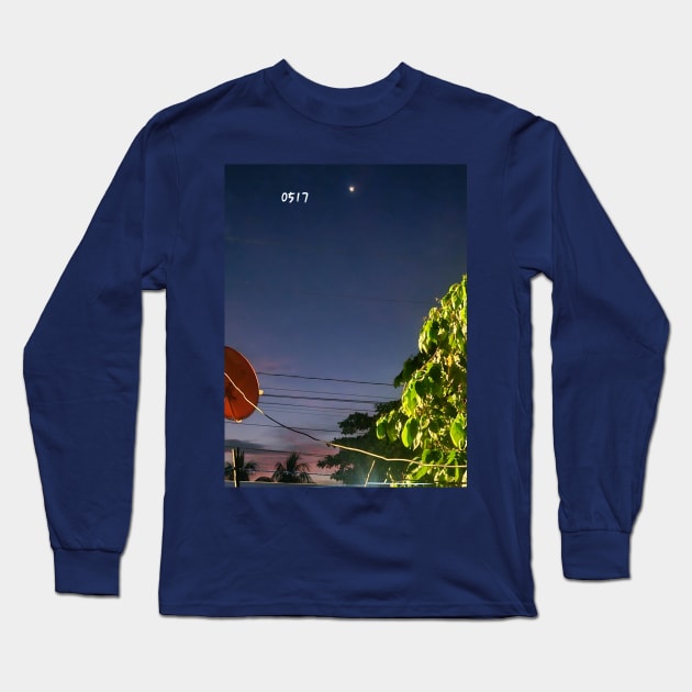 SUNRISE Long Sleeve T-Shirt by DAVT